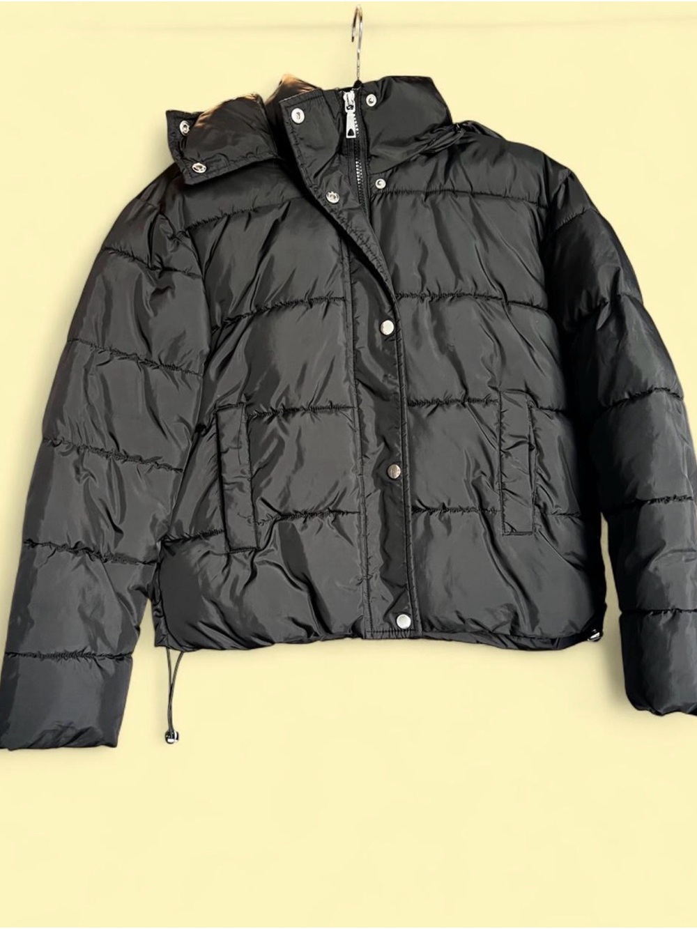 Black Cropped Quilted Puffer Jacket - Women